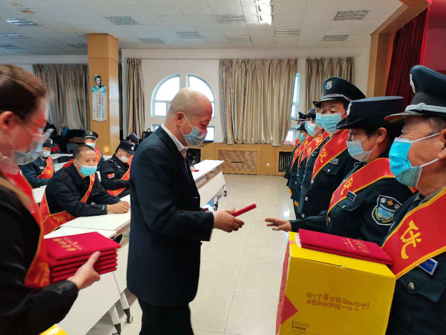 图片7 图片7